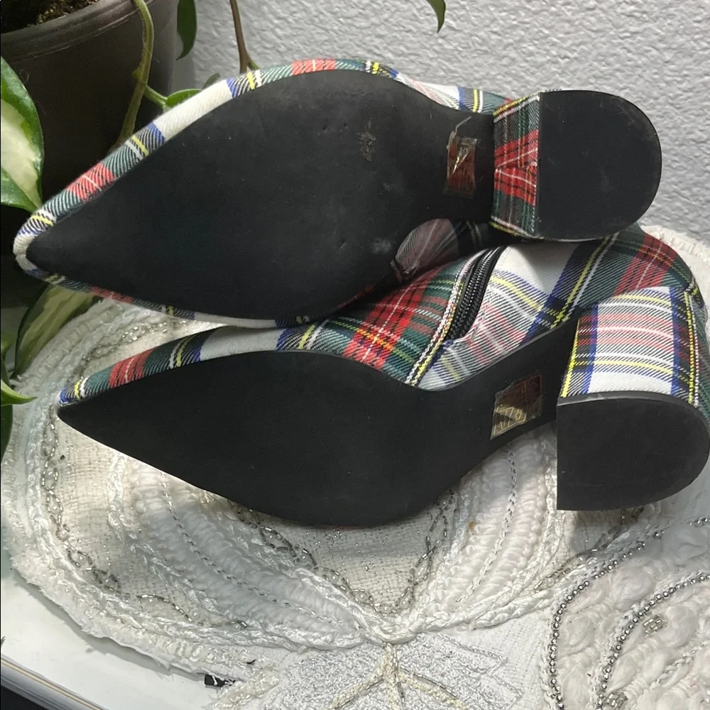 EUC Jeffrey Campbell Plaid Ankle Boots - Picture 8 of 13